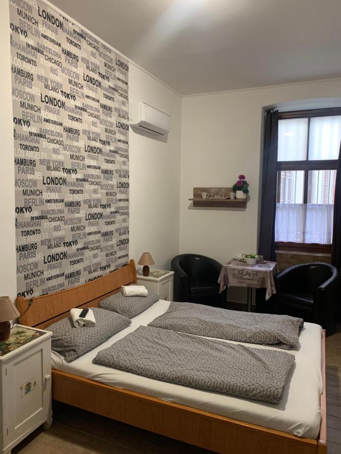 Anna Apartman Pápa Exteriör bild
